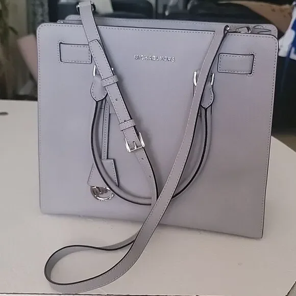 Michael Kors Bag - Picture 6 of 7